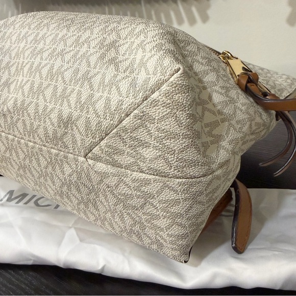 Michael Kors Rhea Signature Logo Slim Backpack in Vanilla/Acorn - Picture 10 of 15